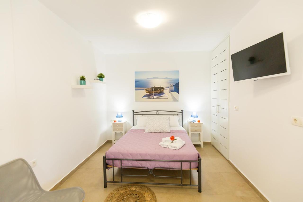 Sunrise Apartment Santorini Emporio  Екстер'єр фото